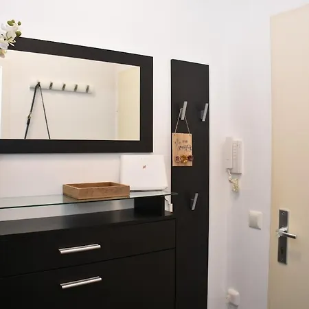 Near Center شقة كلاغنفورت