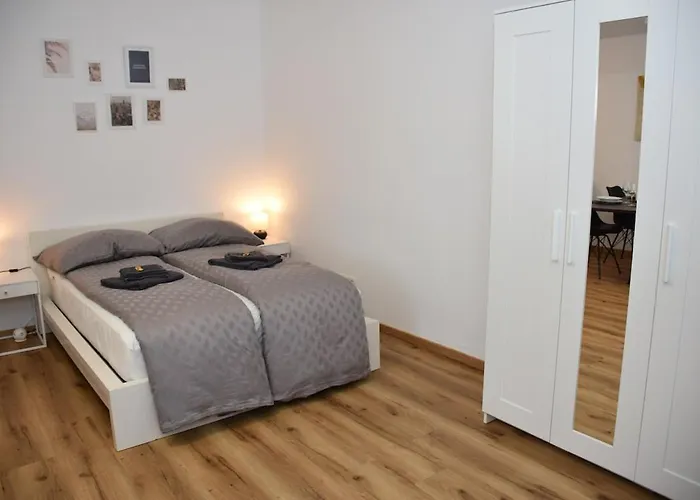 Near Center Apartament